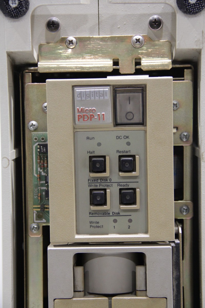 DEC PDP 11/23 Micro panel